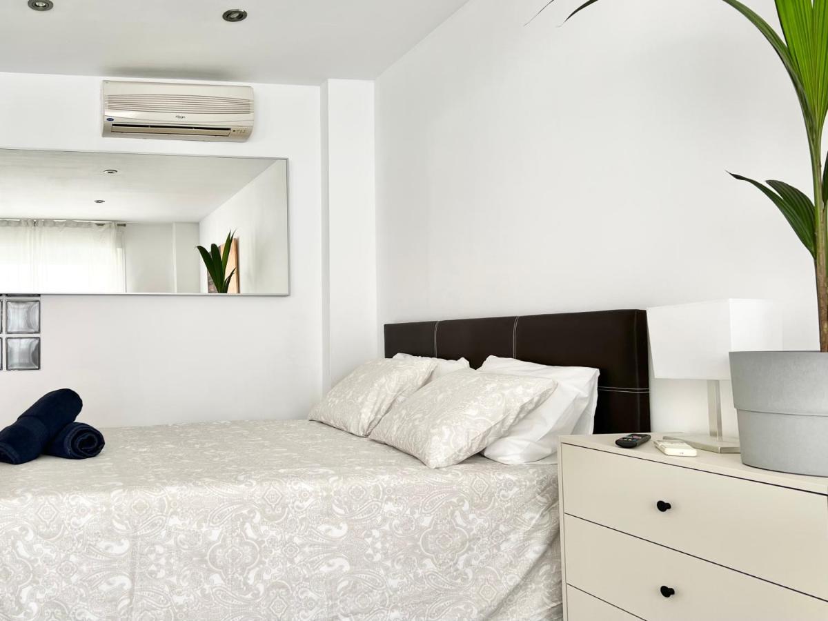 Apartamentos Varela 14 Málaga Eksteriør billede